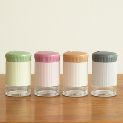 Plastic Salt and Pepper Shaker Set with Glass Bottom (Pack of 2)